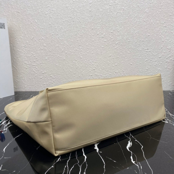 Pra*a re-nylon and saffiano leather tote bag