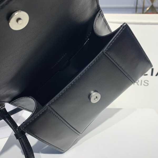 Ba*len*cia*ga hourglass xs top handle bag
