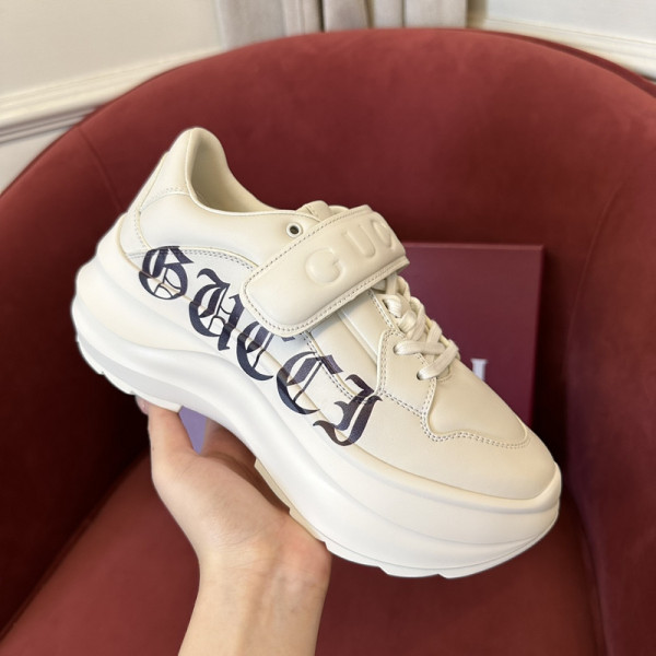 G*u*i men&women sneakers