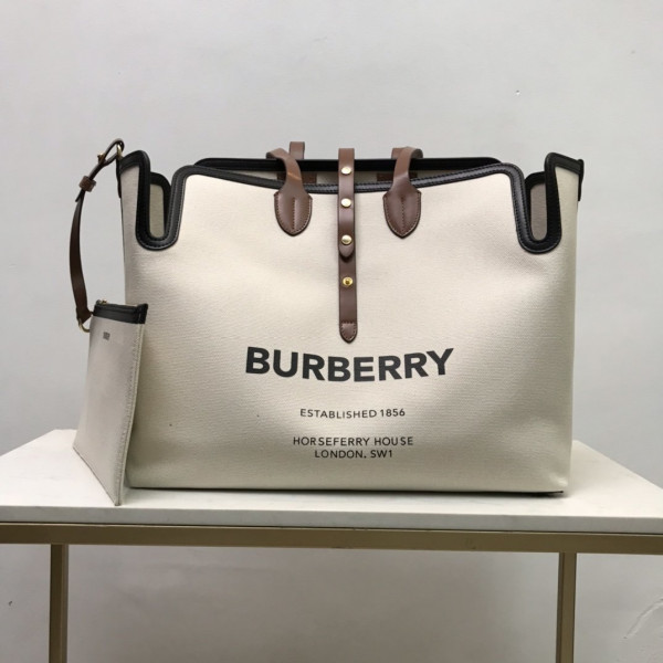 B**rry the medium soft cotton canvas belt bag