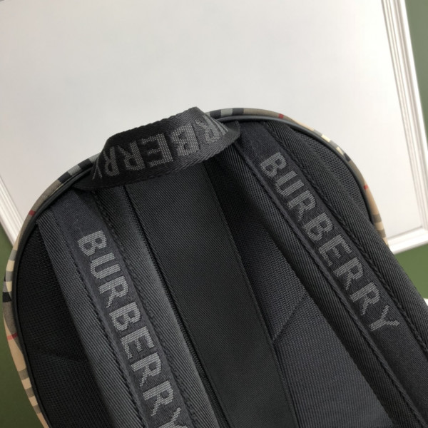 B**rry vintage check nylon backpack
