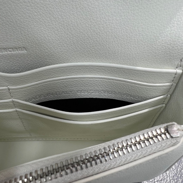 Ba*len*cia*ga bondage wallet with chain