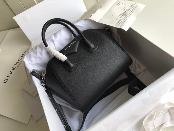 GIENVCHY ANTIGONA MINI/SMALL/MEDIUM IN GRAINED LEATHER