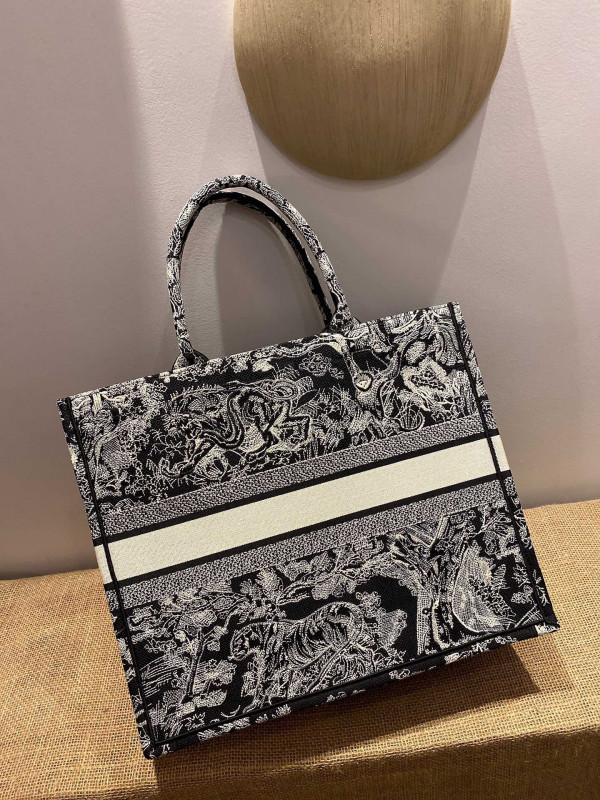 Large Diro Book Tote-42*35*18.5cm