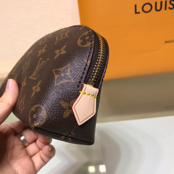 l0*is V*t0n cosmetic pouch pm-19*12*6cm