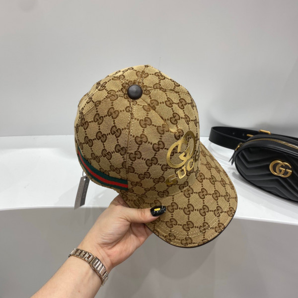 G*u*i hat