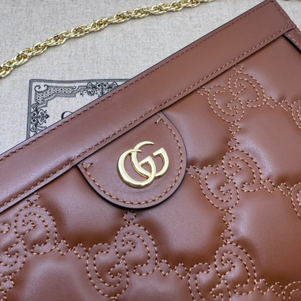 G*u*i gg matelassé leather shoulder bag
