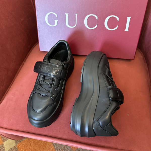 G*u*i men&women sneakers