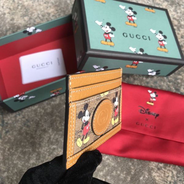 disney x G*u*i gg card holder