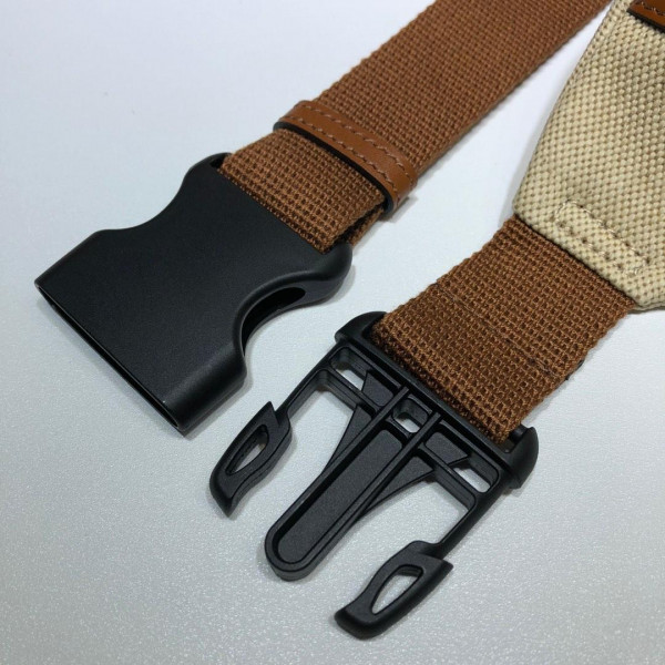 G*u*i vintage canvas belt bag