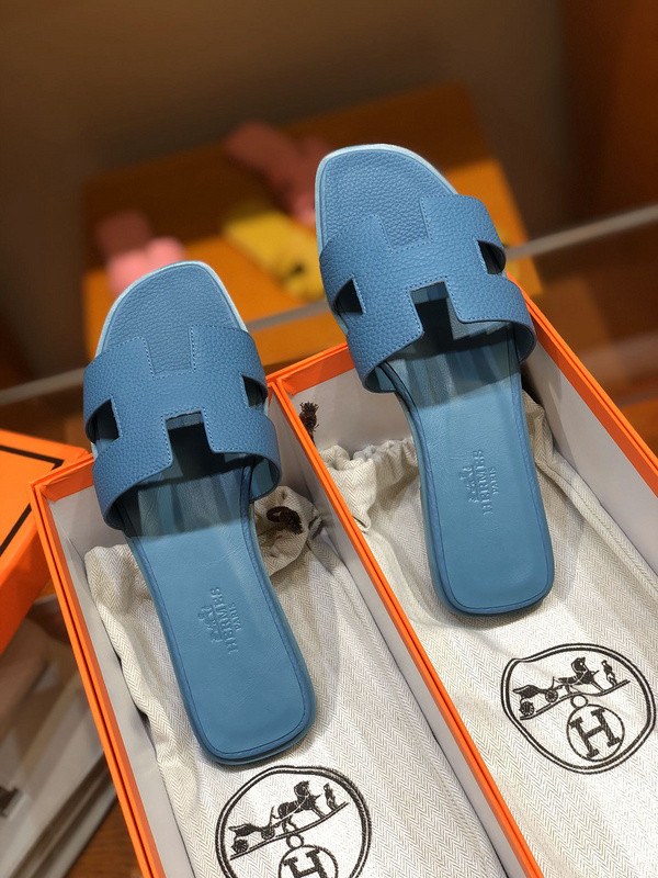 H**mes sandal