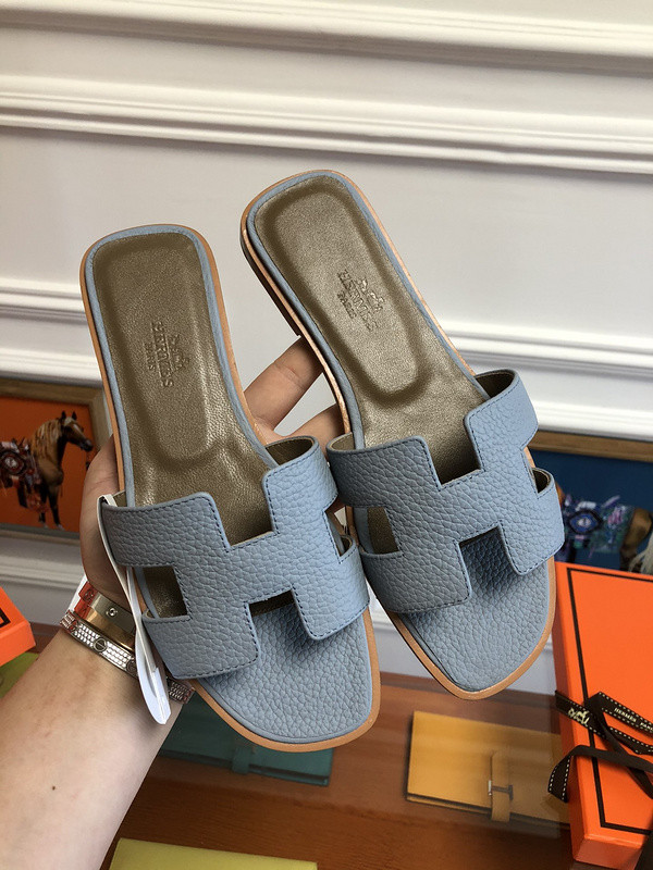 H**mes sandal