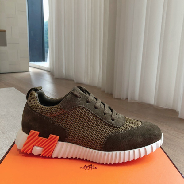 H**mes sneaker