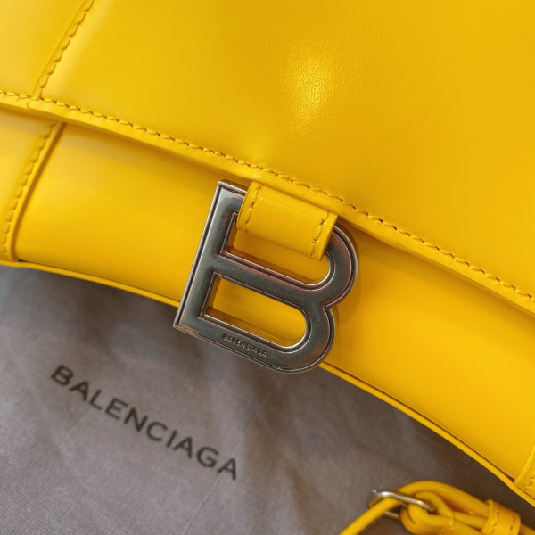 Ba*len*cia*ga hourglass xs / small size