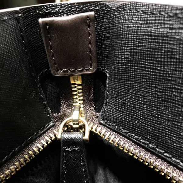Ce**e raffia bucket bag - 16-19-12cm