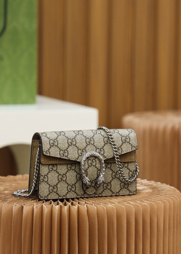 g*u*i dionysus S*per mini bag