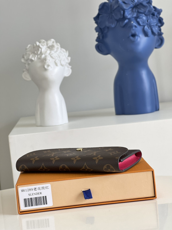 l0*is V*t0n emilie wallet