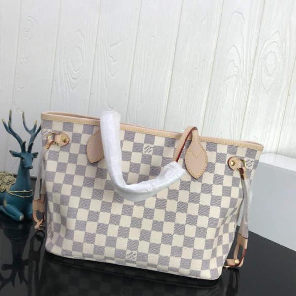 l0*is V*t0n neverfull pm