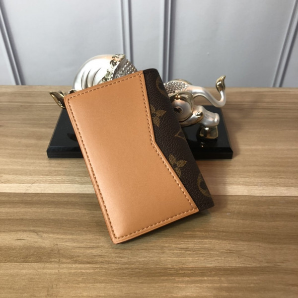l0*is V*t0n pocket organizer