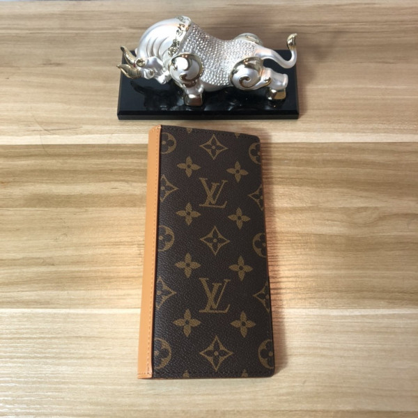 l0*is V*t0n brazza wallet