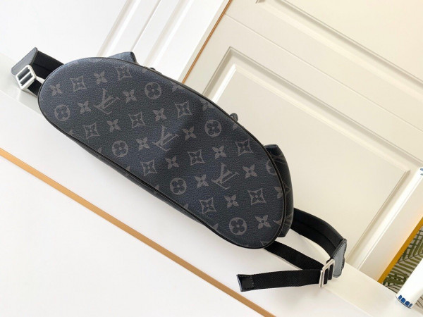 l0*is V*t0n christopher backpack
