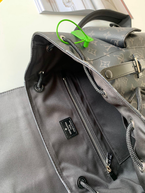 l0*is V*t0n christopher backpack