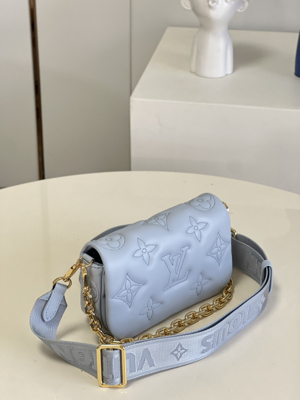 l0*is V*t0n wallet on strap bubblegram