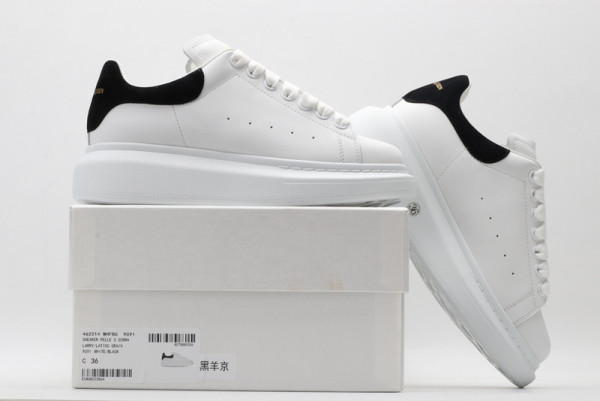 ale*d*r M*Q*en oversized sneaker