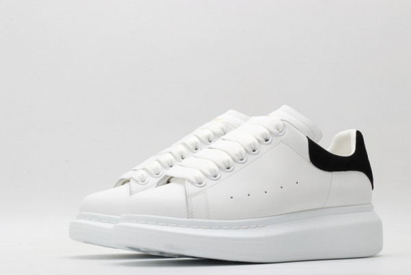 ale*d*r M*Q*en oversized sneaker