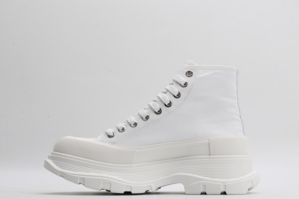 ale*d*r M*Q*en tread slick boot