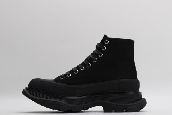 ale*d*r M*Q*en tread slick boot