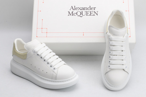 ale*d*r M*Q*en oversized sneaker