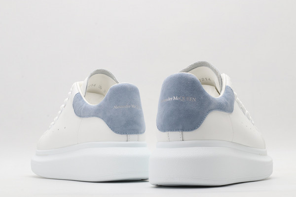 ale*d*r M*Q*en oversized sneaker