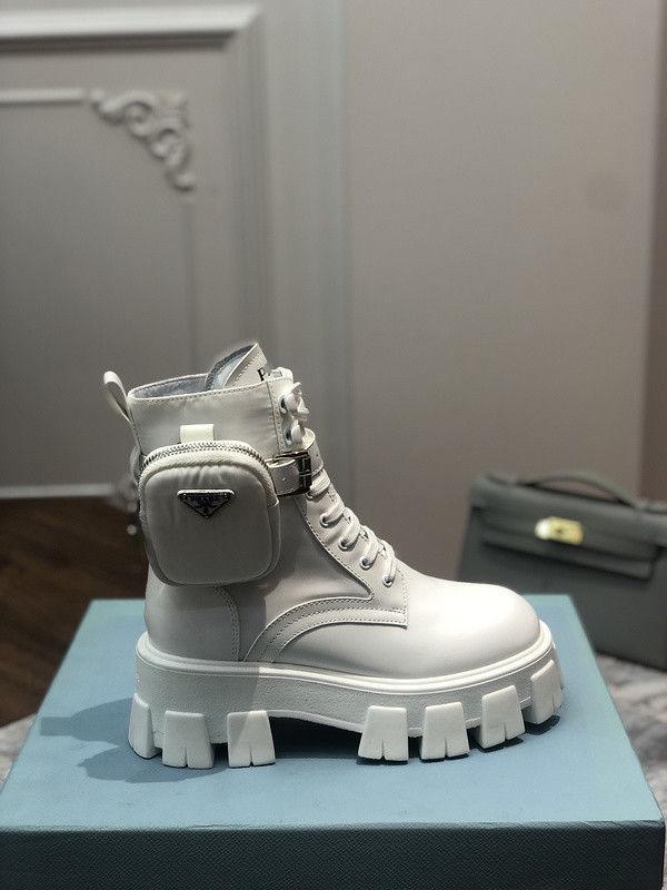 Pra*a pocket boots