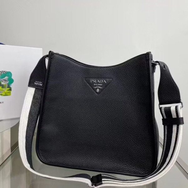Pra*a leather hobo bag