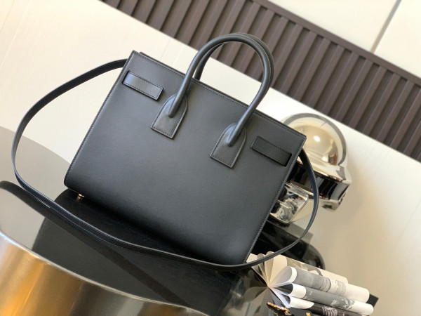 Y*L sac de jour baby in smooth leather