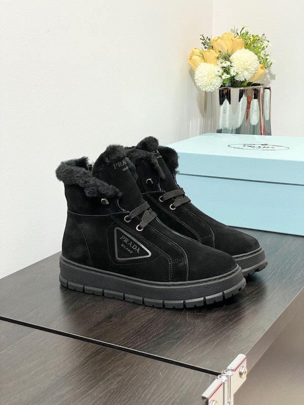 Pra*a boots