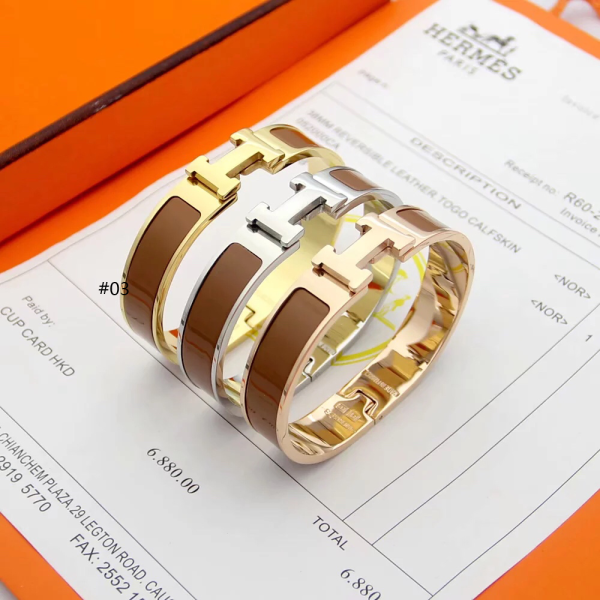 H**mes bracelet