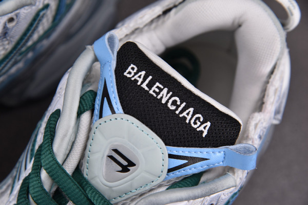 Ba*len*cia*ga runner