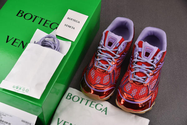 bo*te*ga Ve*ne*ta sneakers