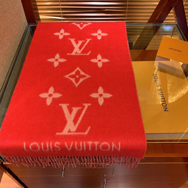 l0*is V*t0n reykjavik scarf