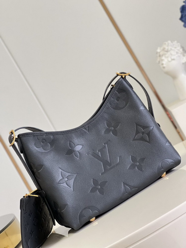 l0*is V*t0n carryall pm