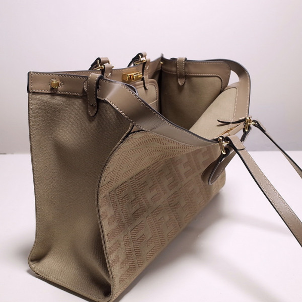F**di peekaboo x-tote