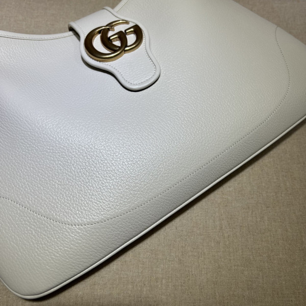 G*u*i aphrodite medium shoulder bag