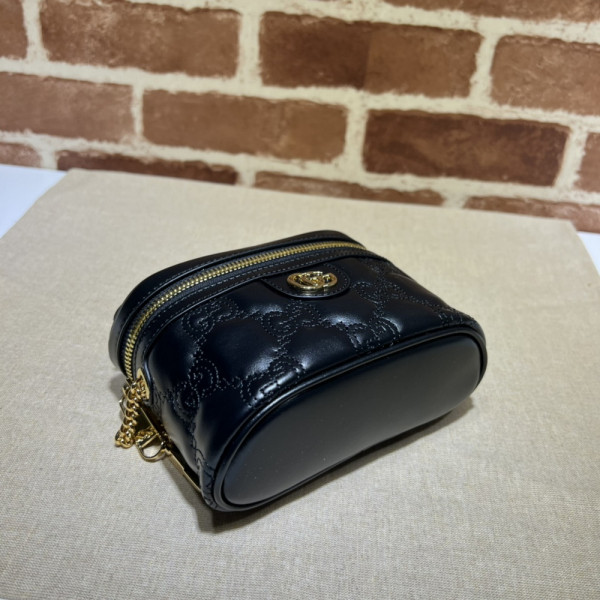 G*u*i gg matelassé top handle mini bag