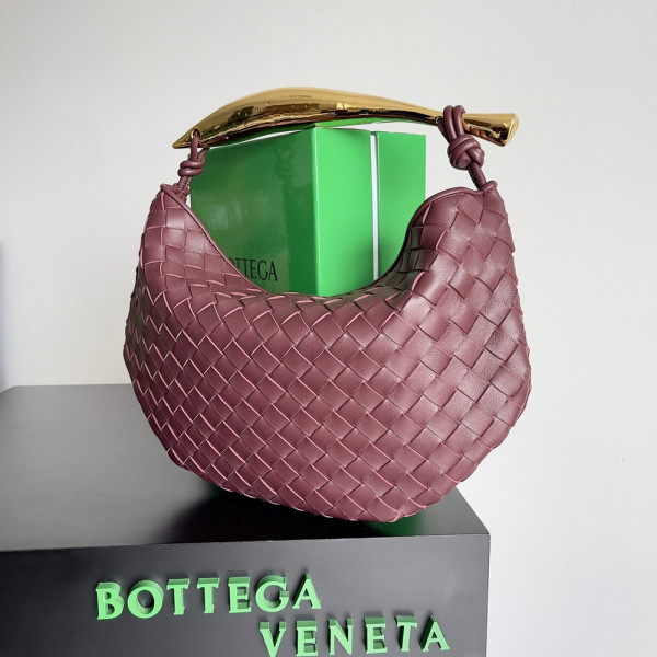 bo*te*ga Ve*ne*ta  classic sardine top handle bag