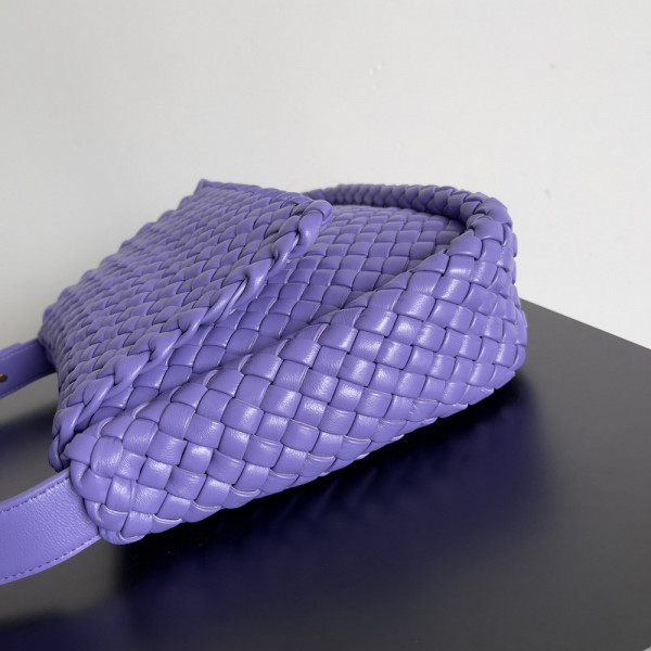 bo*te*ga Ve*ne*ta  small cobble shoulder bag