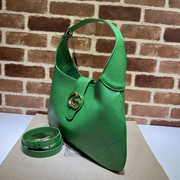 G*u*i aphrodite medium shoulder bag