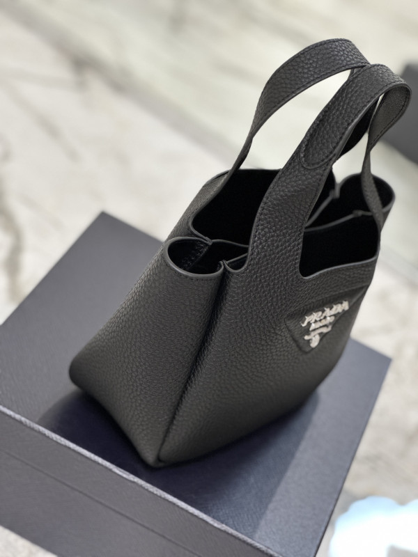 Pra*a leather mini bag