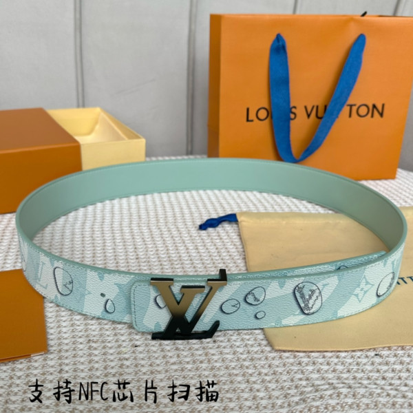 l0*is V*t0n belt